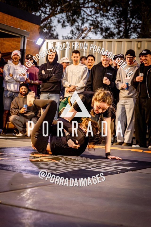 Porrada_Morena-Margione-v-Mia-Tabak004_20260815_173526